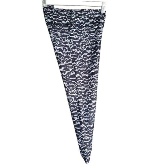 Fabletics Womens Cropped Pants S Black White Mid-Rise PowerHold Y2K Activewear - Picture 4 of 6